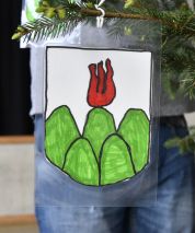 Das Loueler Wappen gezeichnet von Schülerinnen und Schülern der Primarschule